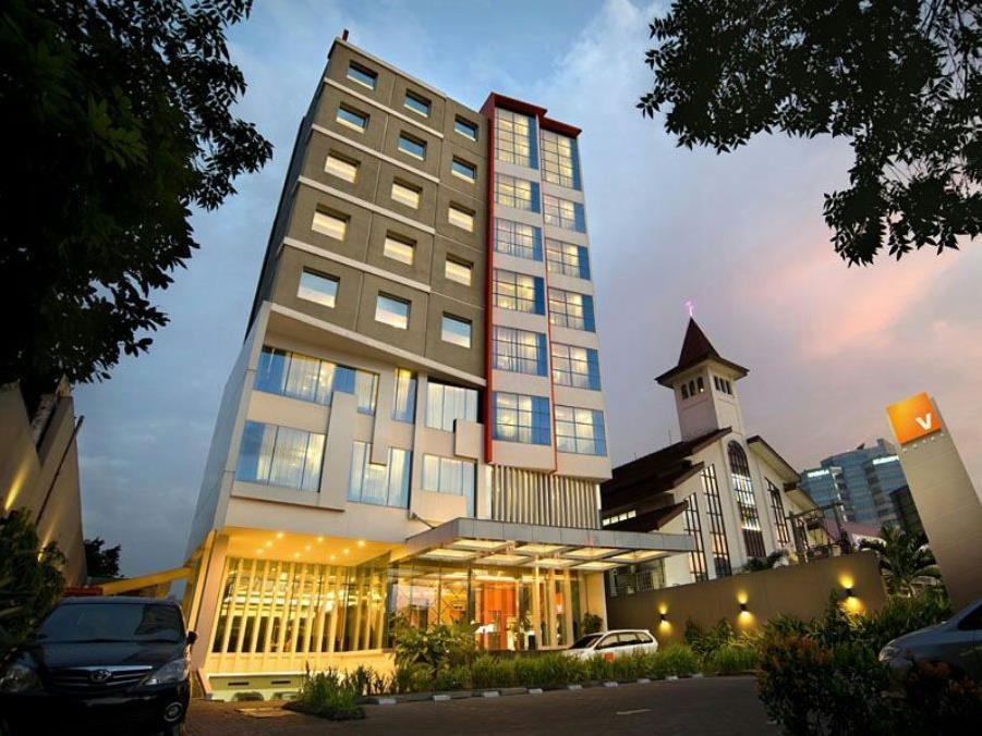 V Hotel Tebet Jakarta Bagian luar foto